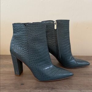 SAM EDELMAN Raelle Croco Embossed Block Heel Pointed Toe Leather Ankle Boot